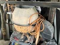 Betoniarka Betomix (Atika) 130l 690W