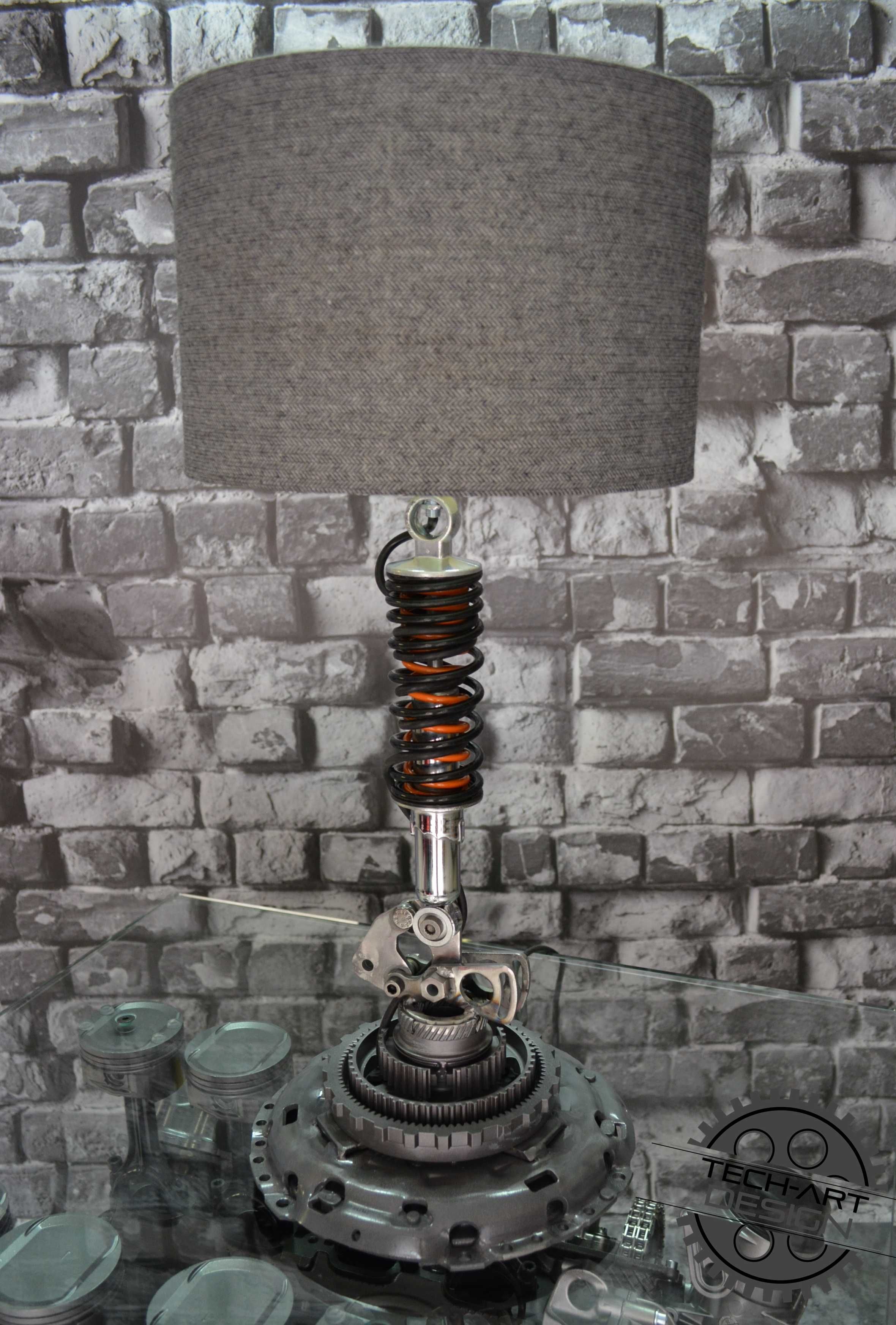 Lampa w stylu industrialnym od *SimonT Studio™* handmade od artysty