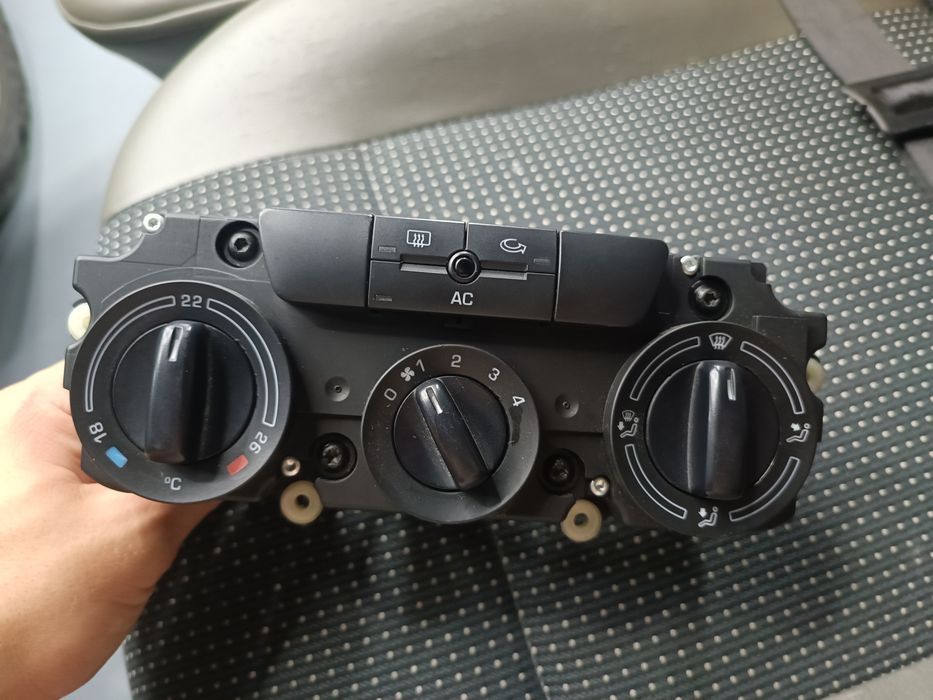 Блок кондиціонера Octavia A5