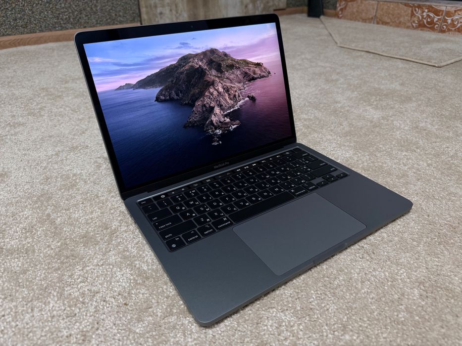 MacBook Pro - M2 (8/256) - ідеальний стан, укр клавіатура, 98 акум