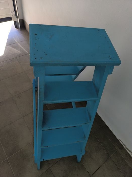 Escadote de Madeira Maciça – Robusto / Uso doméstico 4 Degraus