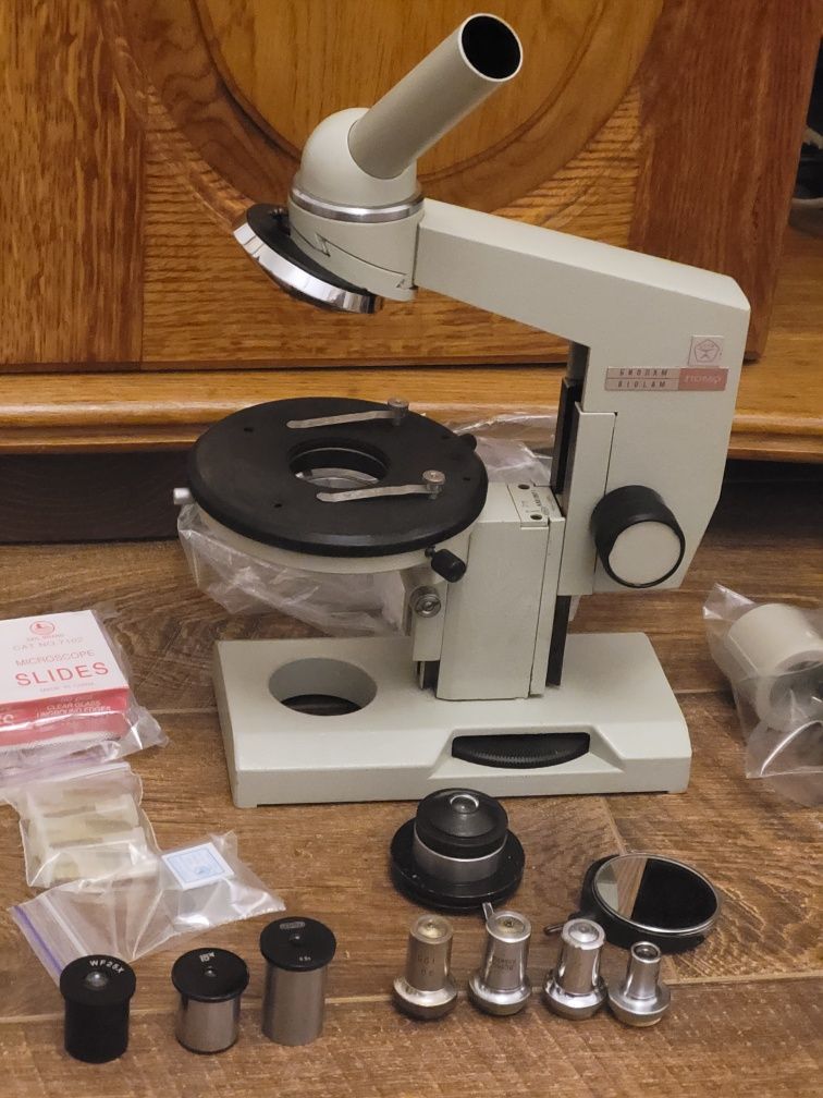 Мікроскоп професійний Биолам Р-11 1350х крат