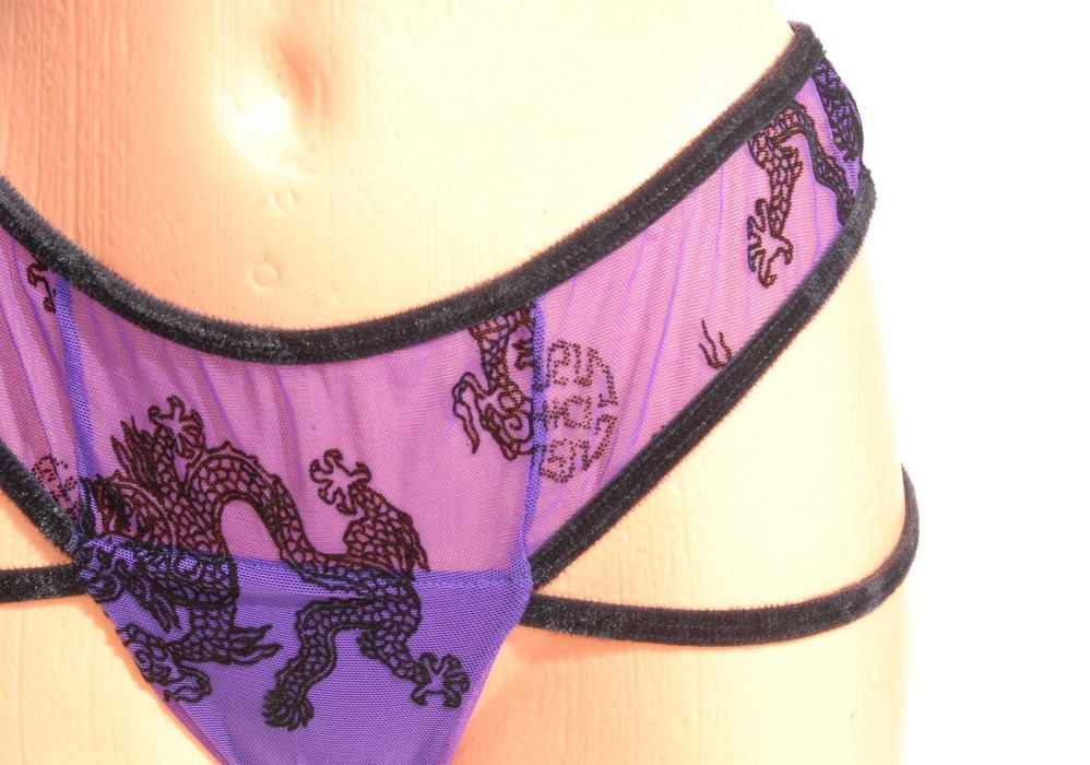 Majtki Stringi INTIMISSIMI NOWE it. 3 M 40 Fiolet