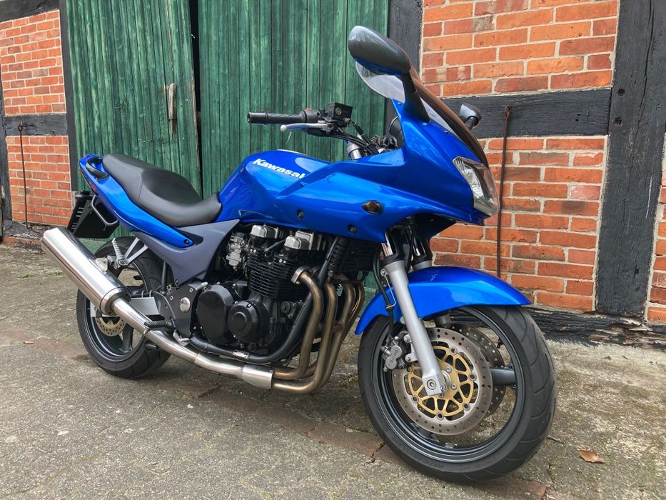 Kawasaki ZR 7 super stan