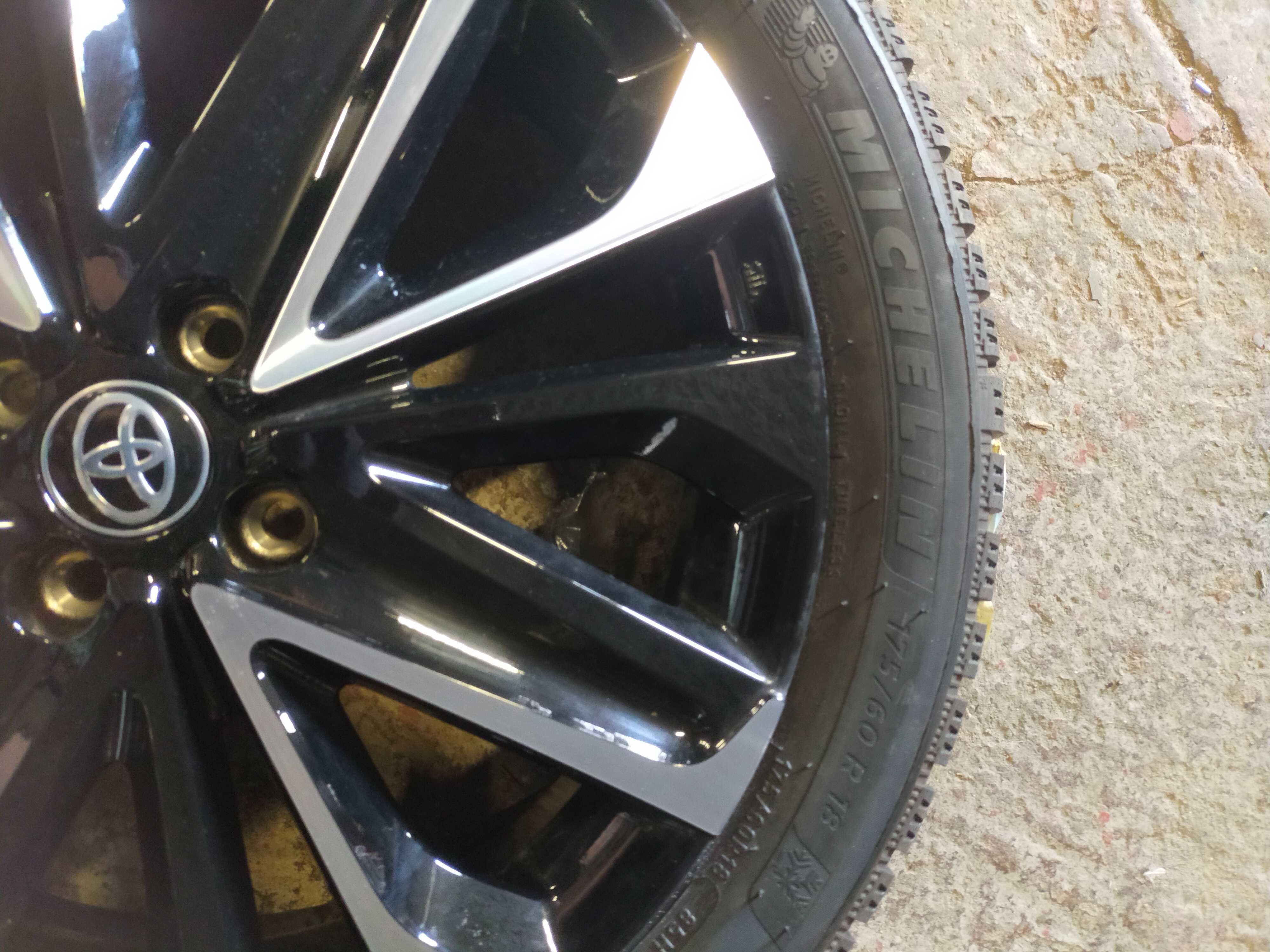 Komplet kół zimowych Toyota AygoX 18''