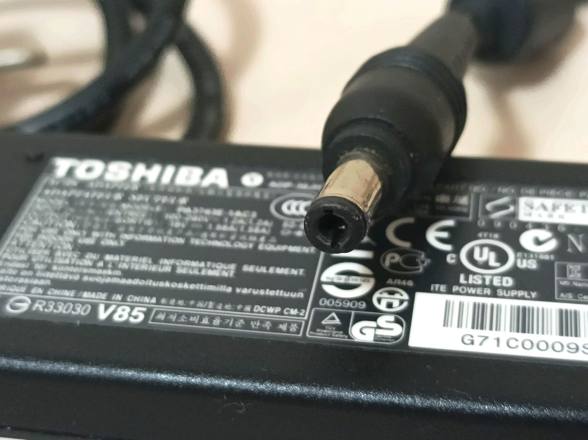 Carregador para Portátil - Toshiba PA3743E-1AC3