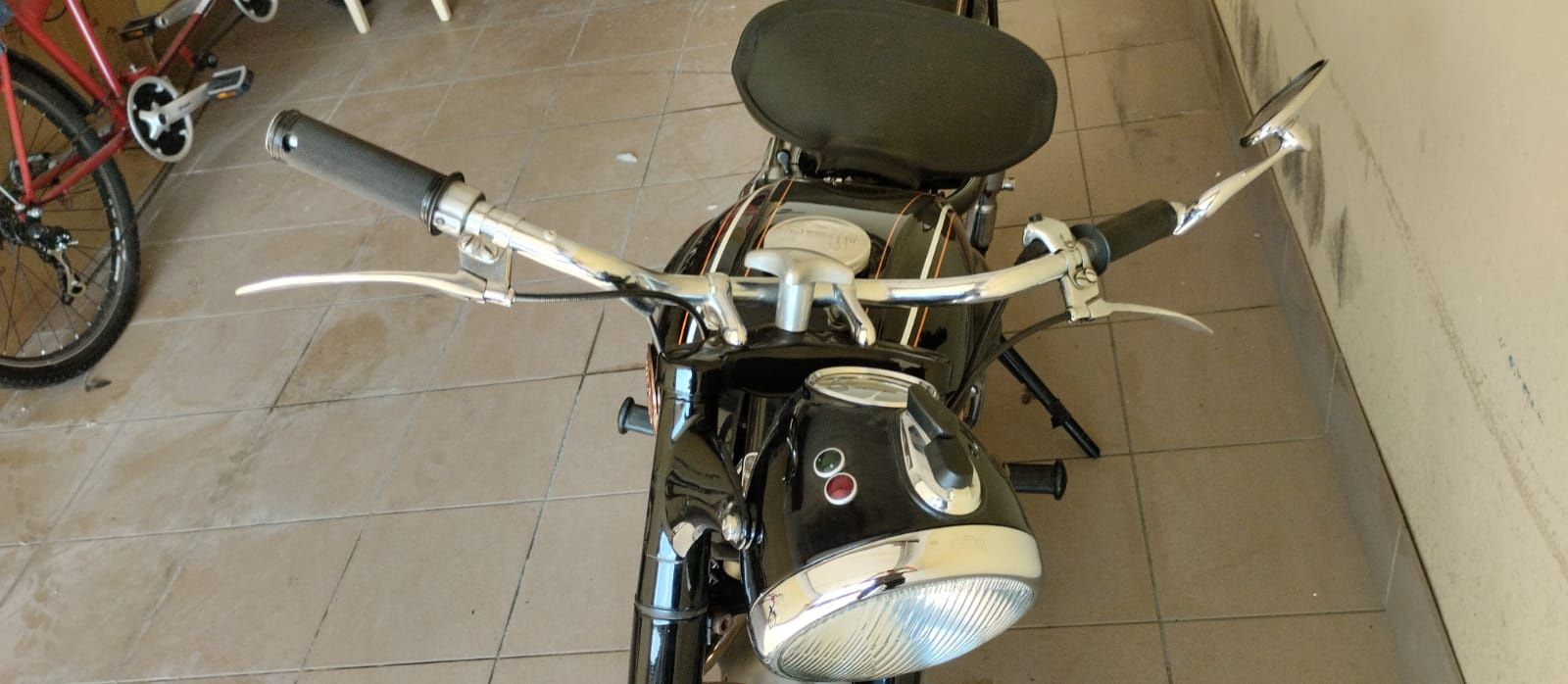 Avo Simson turist 1957
