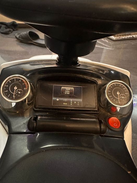 Autko do odpychania się