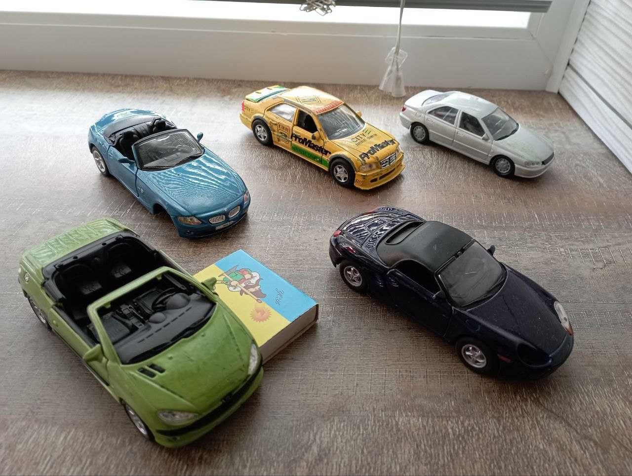 Масштабні моделі BMW Z4, Peugeot 206 CC,Mercedes,PORSCHE