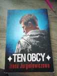 Ten obcy lektura
