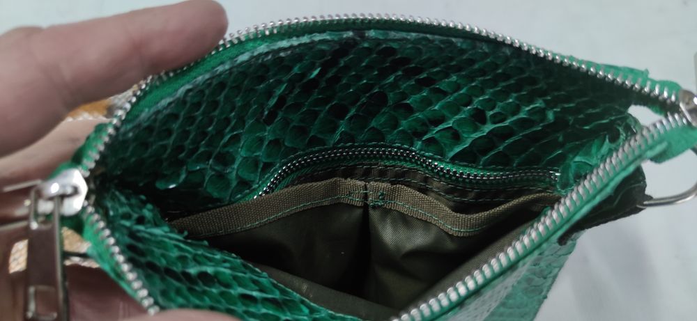 Сумочка через плече пітон кросбоді