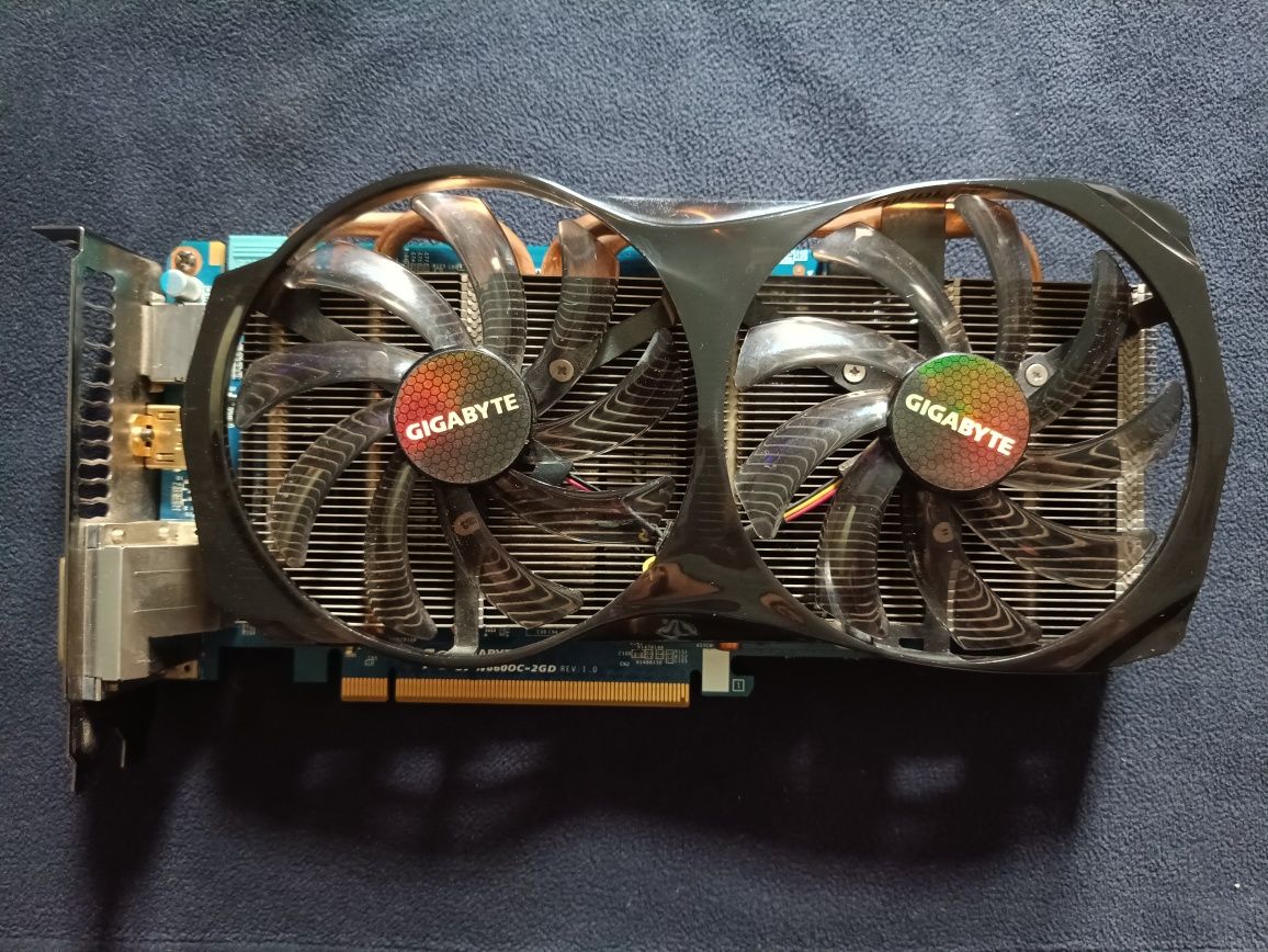 Gigabyte GTX 660,2Gb,GDDR5,192bit, в рабочем состоянии но с нюансами