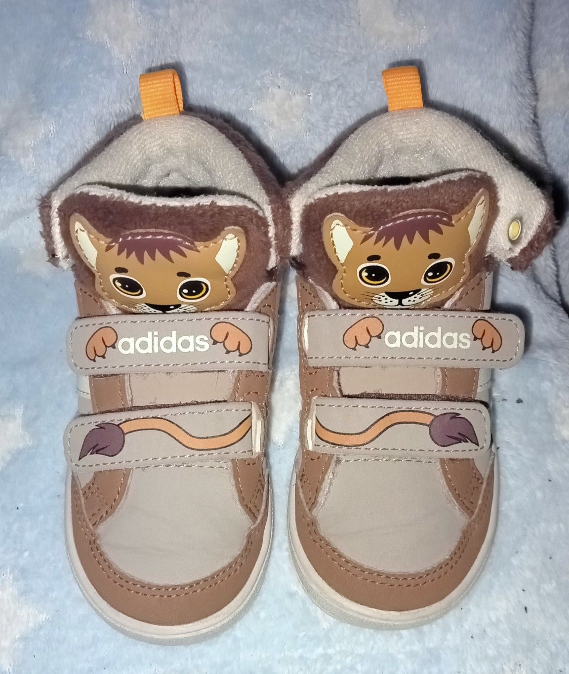 Juniorskie buty adidas