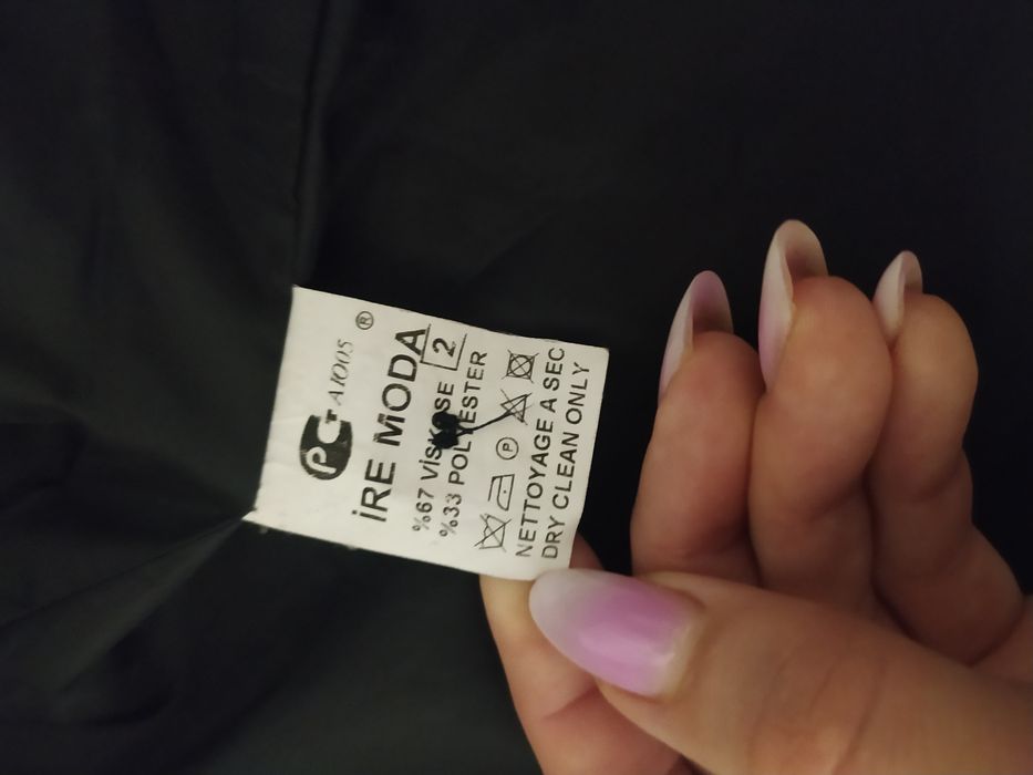 жіночий діловий костюм  для бізнесу