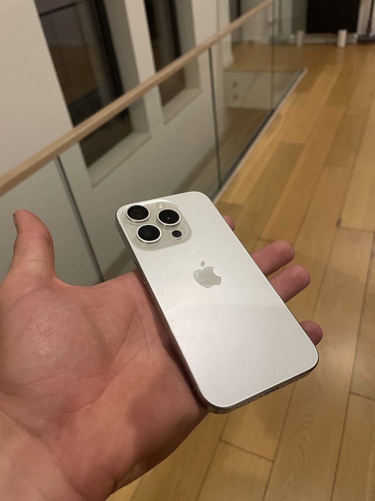 Iphone 15 pro 128 gb idealny okazja