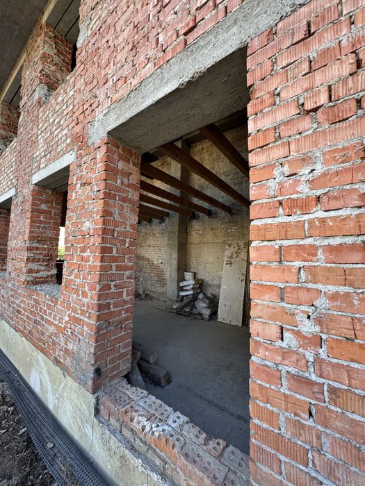 Продається нерухомість