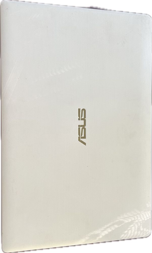 Ноутбук ASUS X 550 C