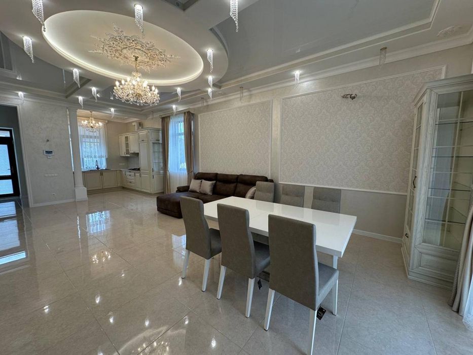 Продажа Дома в Совиньоне, 193 м², 5 соток