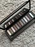 Urban Decay Naked 2 paleta cieni do powiek 100% oryginalna cień cieni