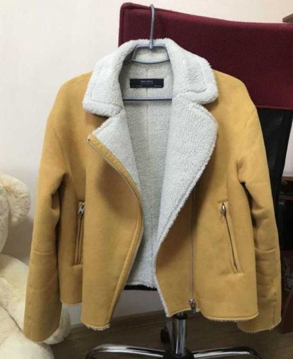 Жіноча яскрава коротка дублянка