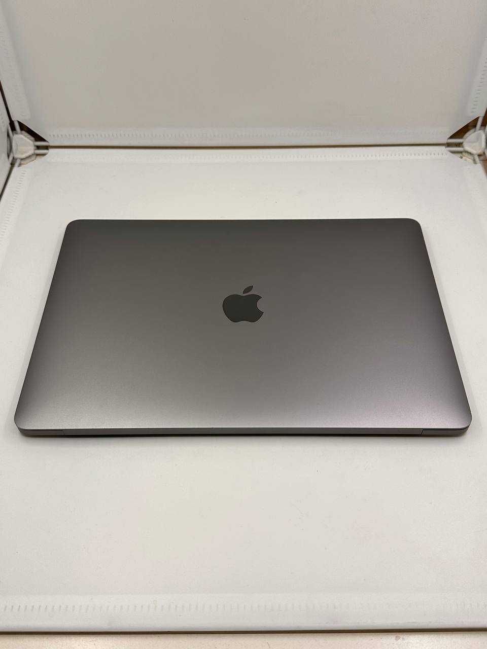 MacBook Pro 13" i7/16/512Gb Space gray 2020 ГАРАНТИЯ пол года