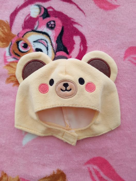 Bajkowy kapelusz dla kota z Miśiem