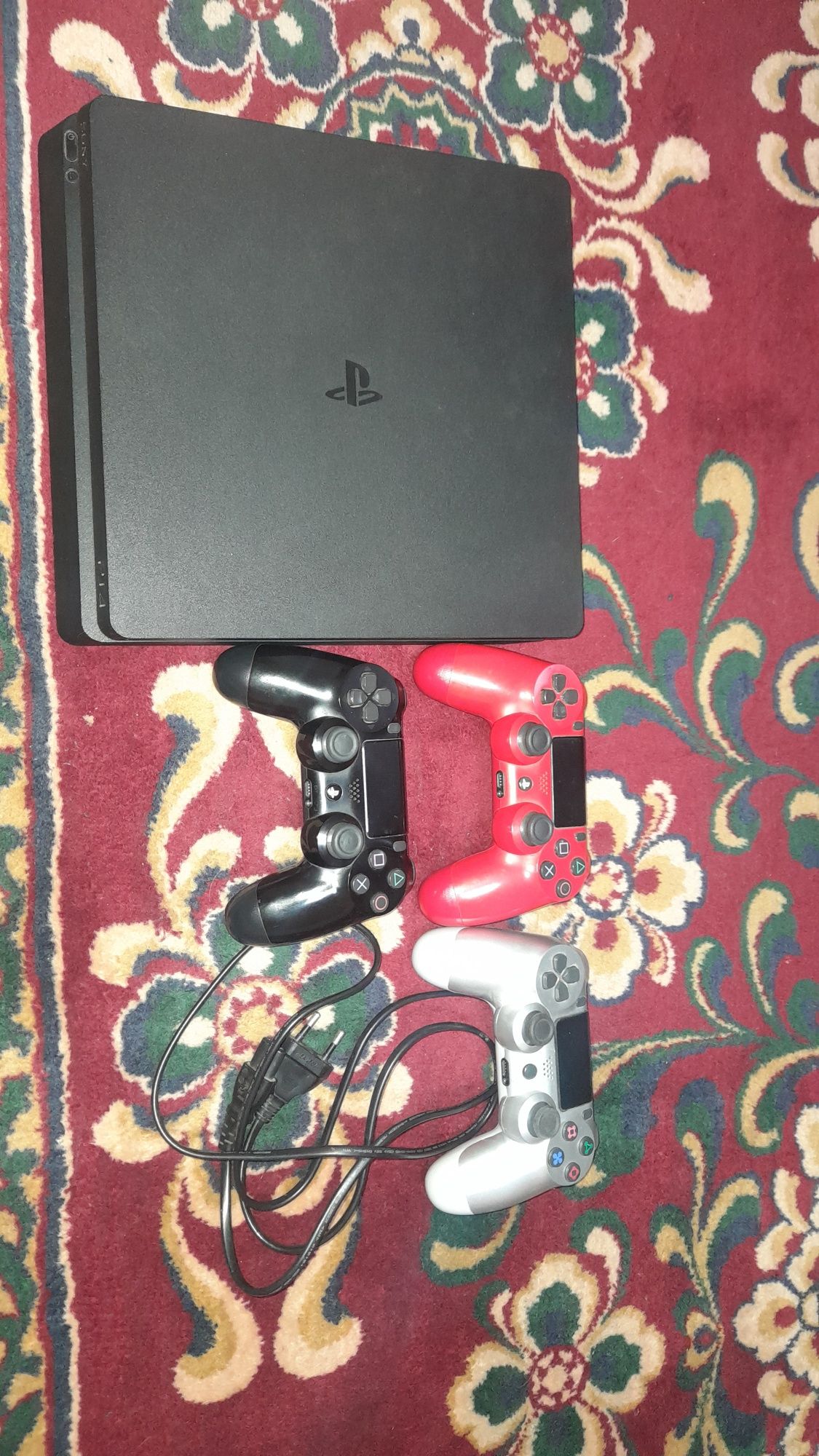 Ігрова приставка PlayStation 4 slim 1tb