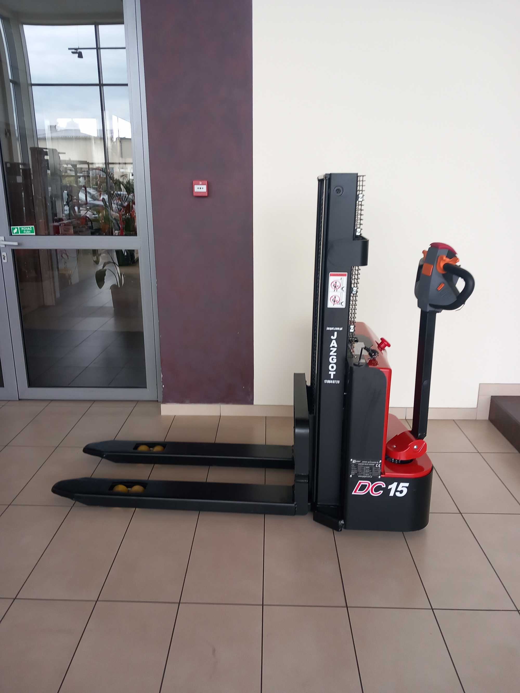 Wózek Paletowy Elektryczny  z Masztem Heli 1500kg 2000mm 2025-01
