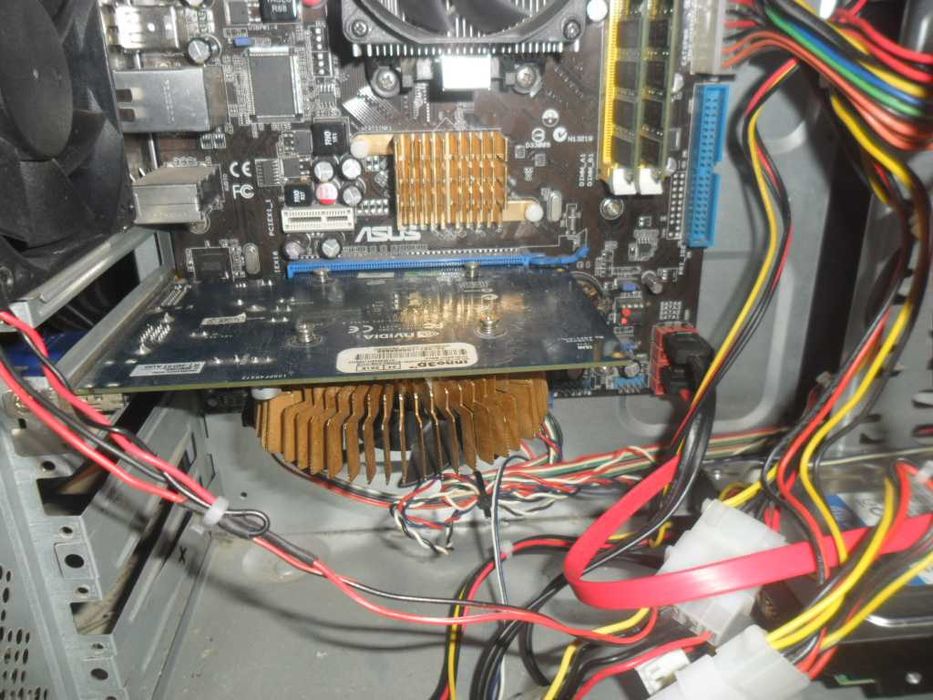 Шустрый ПК 4 ядра озу 8гб видеокарта GT 730 2гб ССД 64гб новый
