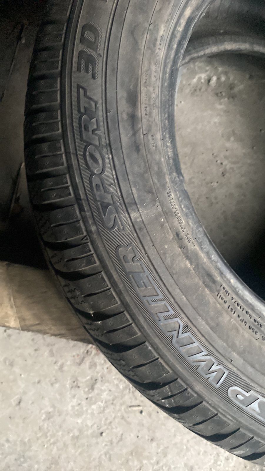 235.60.17 Dunlop 2шт зима БУ склад шины резина из Европы 235/60