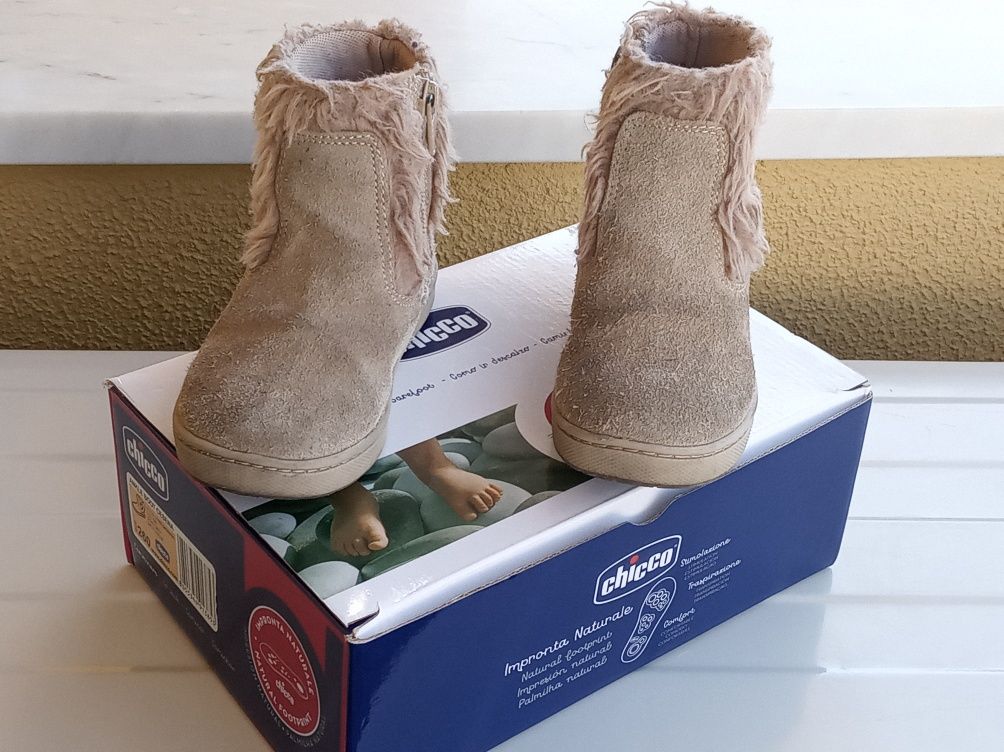 Vendo botas CHICCO 26