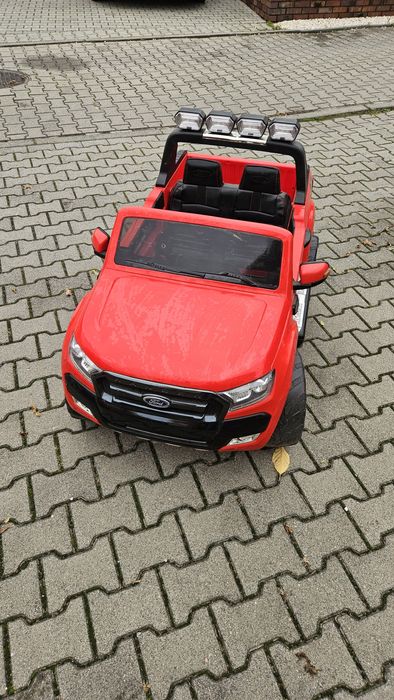 Ford Ranger na akumulator