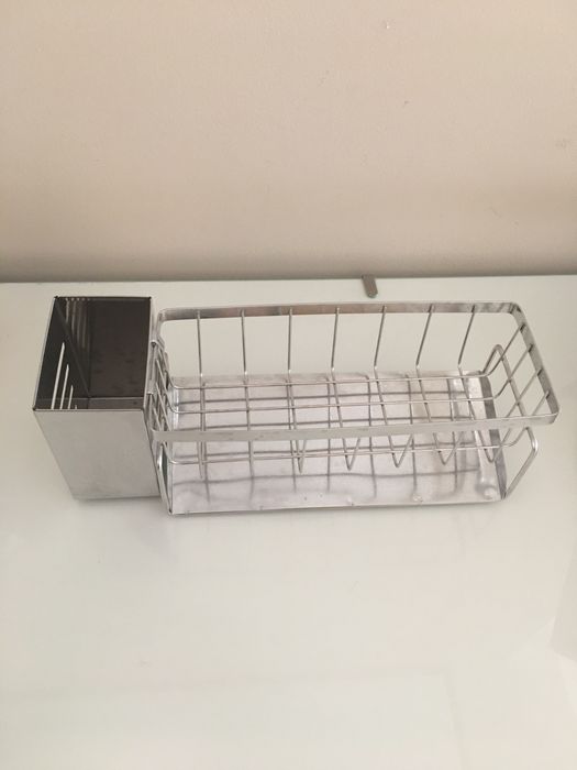 Organizar cozinha esponja talheres