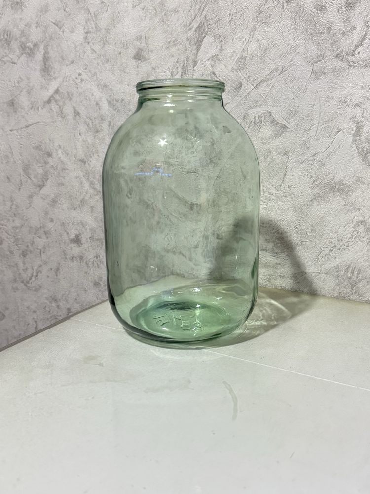 Продам банки 3 л
