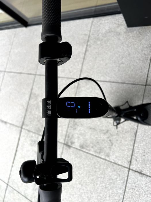 Ninebot KickScooter Nova