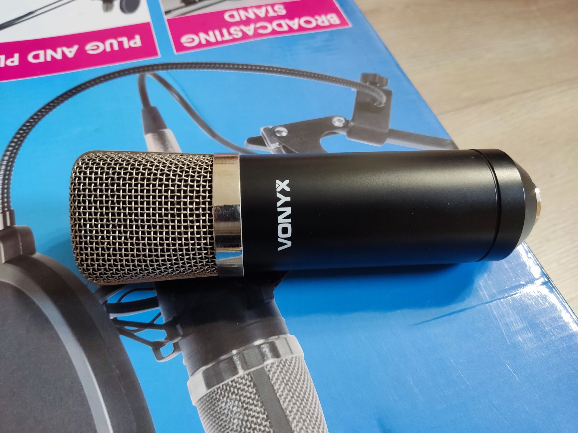 Mikrofon Vonyx i wzmacniacz