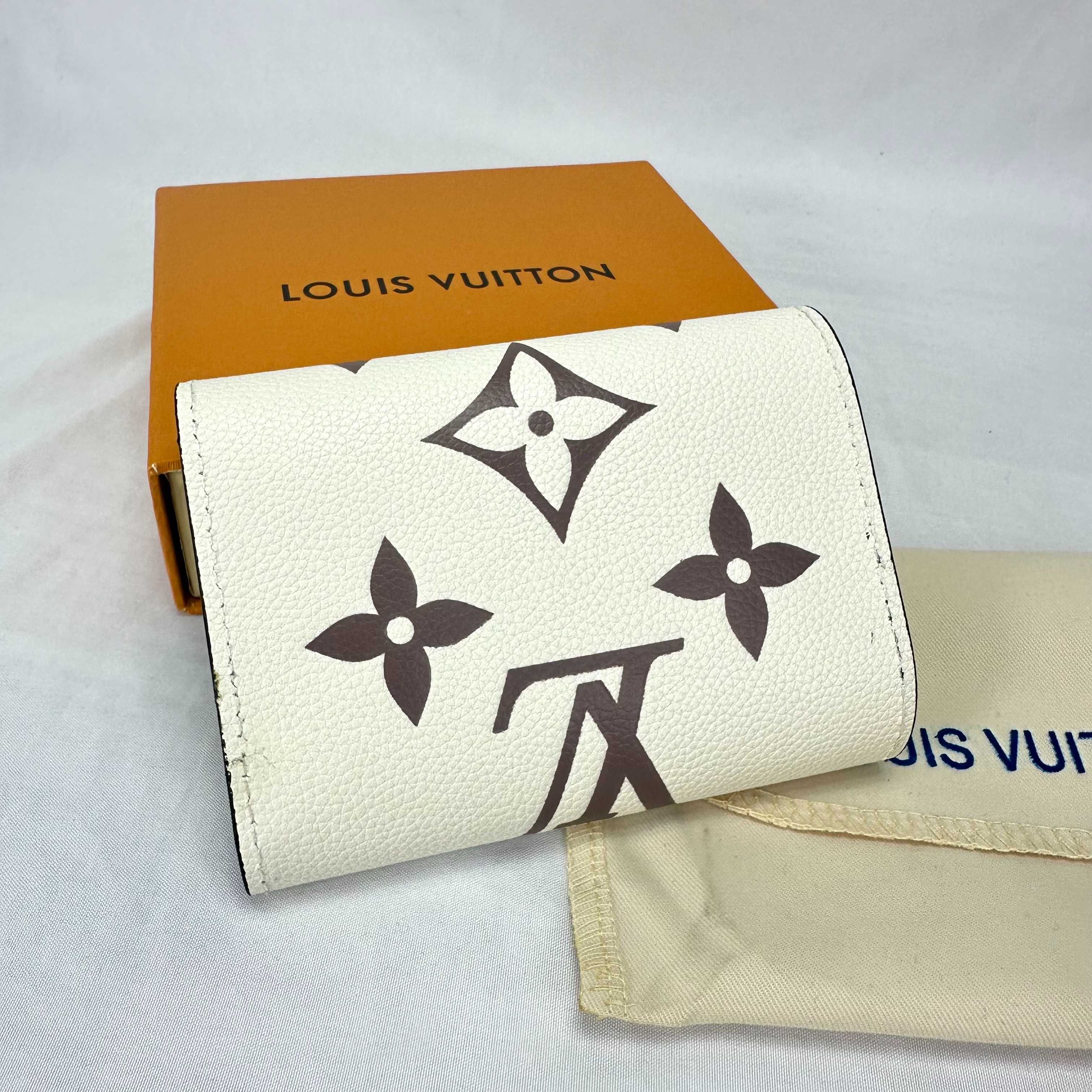 LOUIS VUITTON Portfel Louis Vuitton składany na trzy części