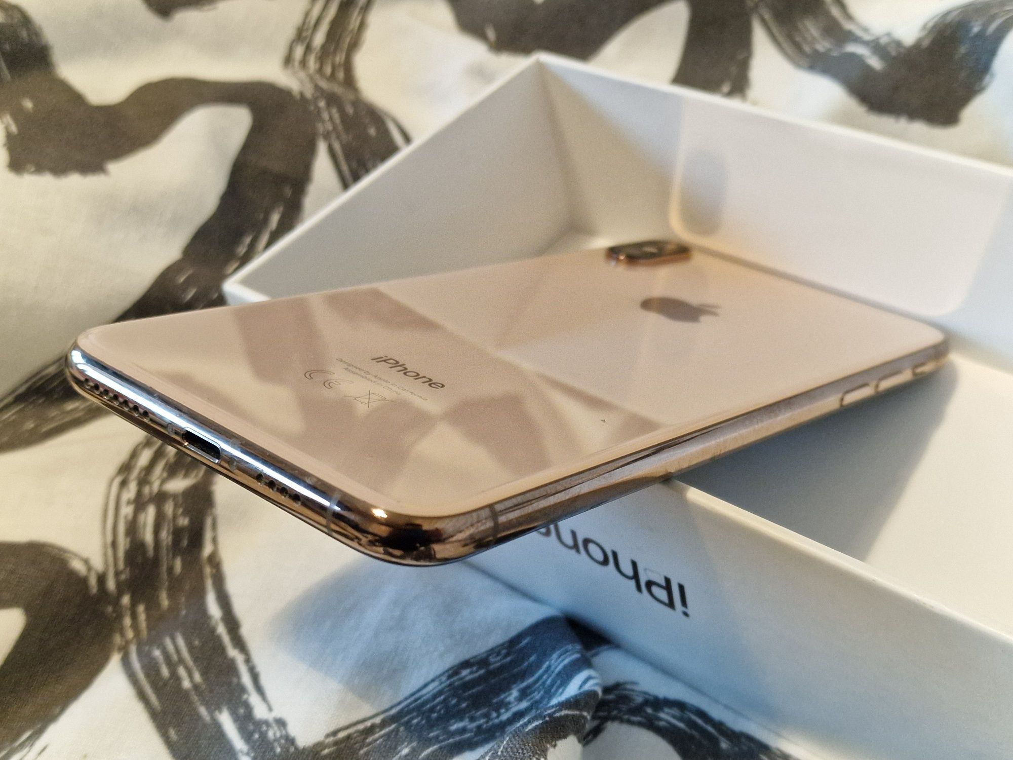 iPhone XS MAX-W pełni sprawny-GOLD-Bez blokad-bdb stan.