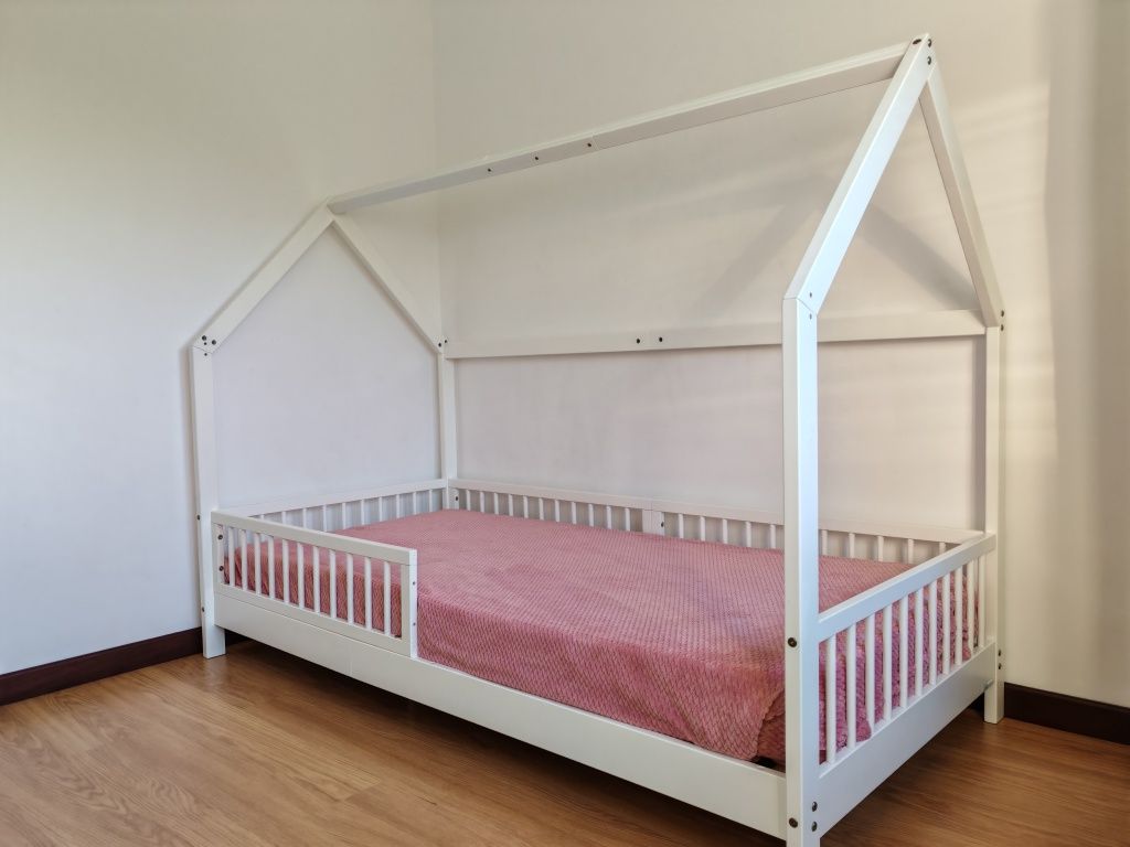 Cama casinha júnior White Zippy