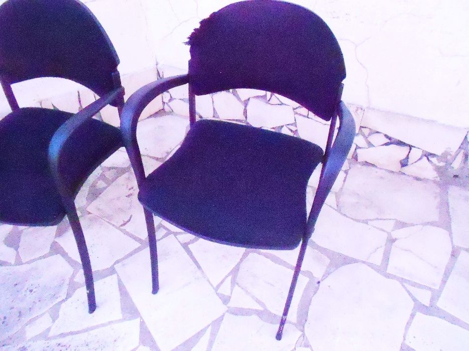 Cadeiras com esponja