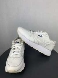Damskie białe buty sneakersy Fila Orbit Zeppa rozmiar 37
