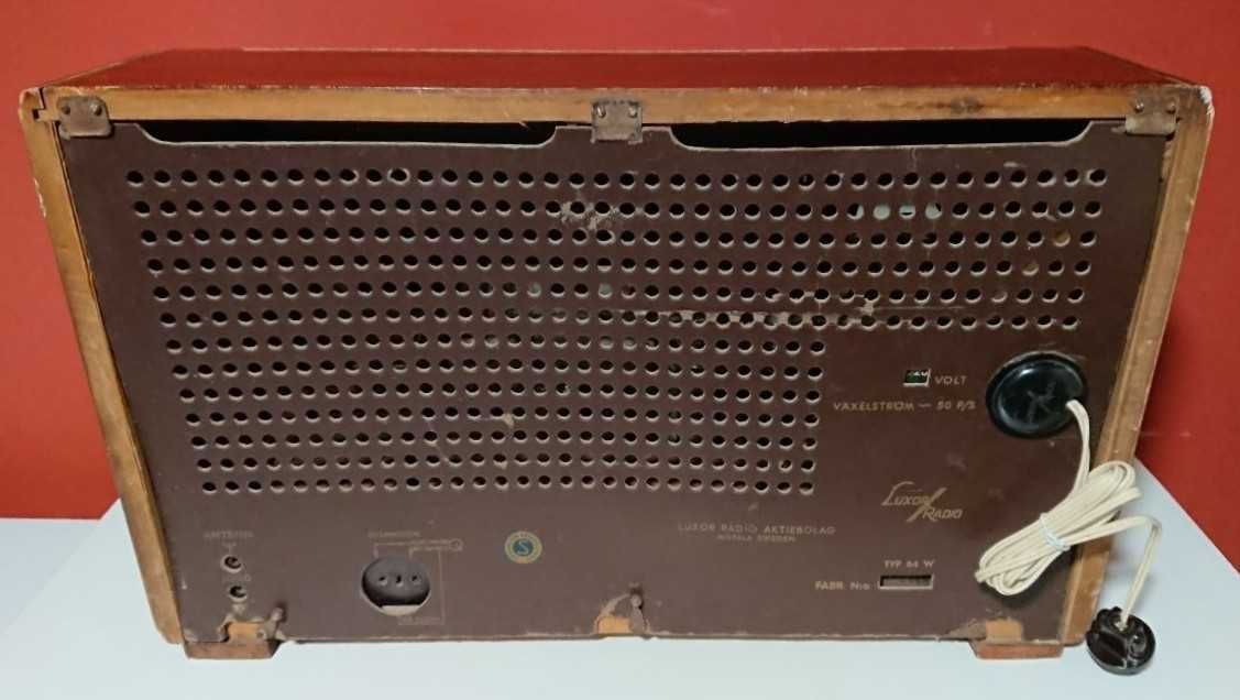 Rádio vintage (Luxor), a válvulas
