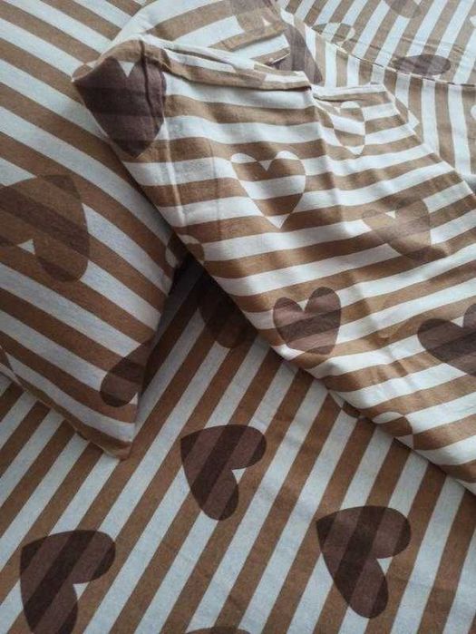 Постільна білизна із ніжної і теплої фланелевої тканини .