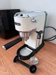 Ekspres do kawy DELONGHI Dedica Style EC685.W w bardzo dobrym stanie