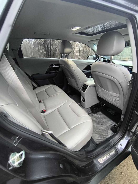 Kia Niro EX Premium • Plug-in Hybrid • 2019 р. випуску. Придбана в USA