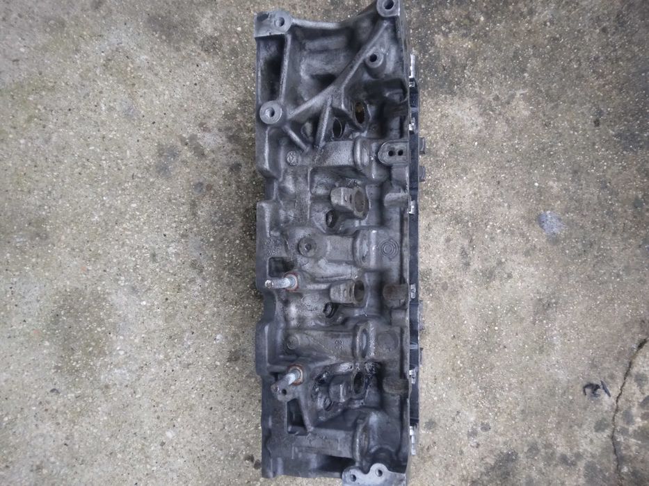 Vendo cabeça de motor, renault clio 1500 dci 65 cavalos, ano 2002