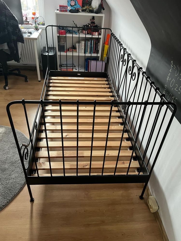 Łóżko ikea czarne metalowe