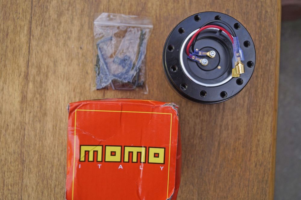 Быстросъём/переходник на спортивный руль