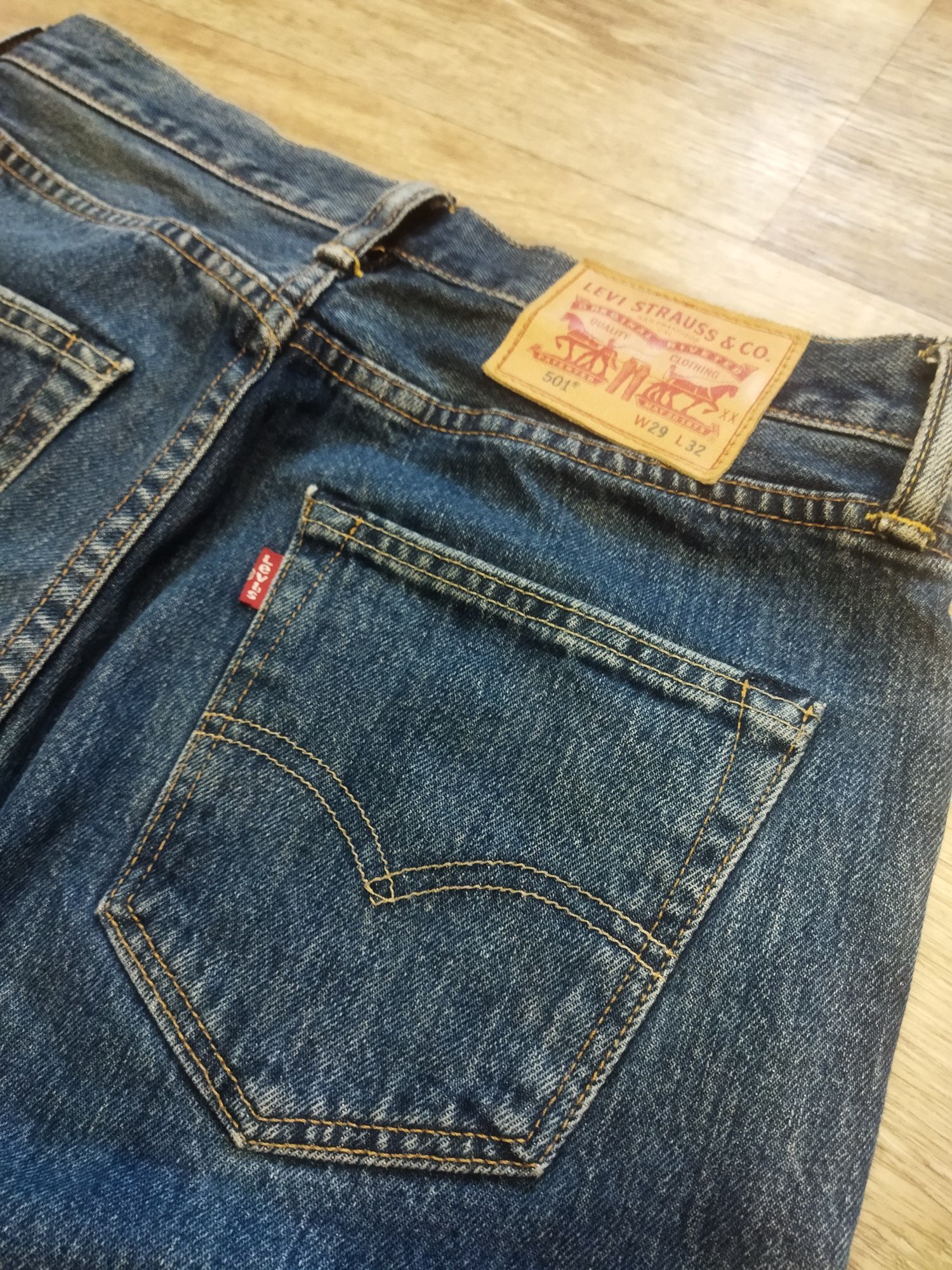 Джинсы Levis 501.