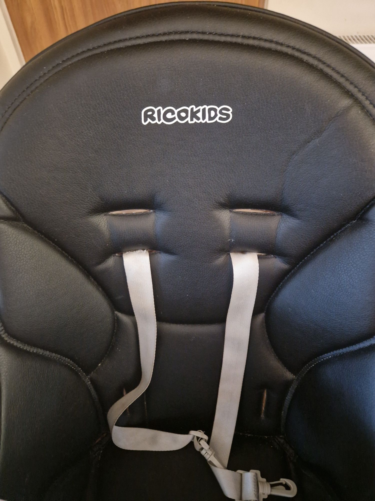 Krzesełko do karmienia  RICOKIDS